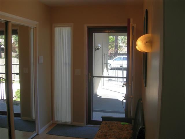 2909 S Howard St - Photo 4