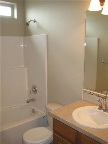 2318 S Scenic Blvd - Photo 12