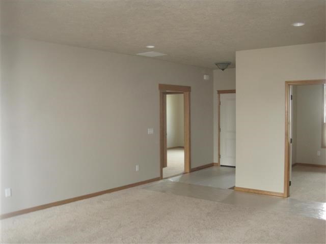 2318 S Scenic Blvd - Photo 7