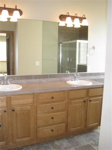 2318 S Scenic Blvd - Photo 9