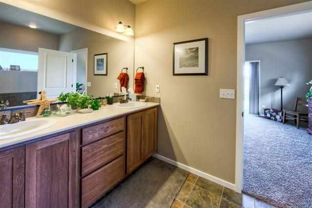 9323 N ROSEBURY - Photo 3