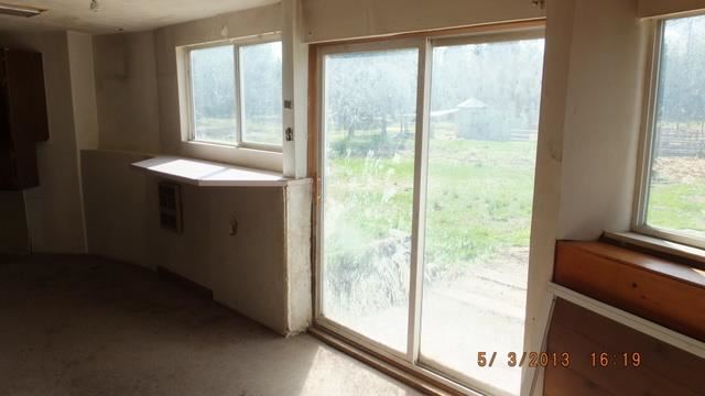 41723 N Division Rd - Photo 5