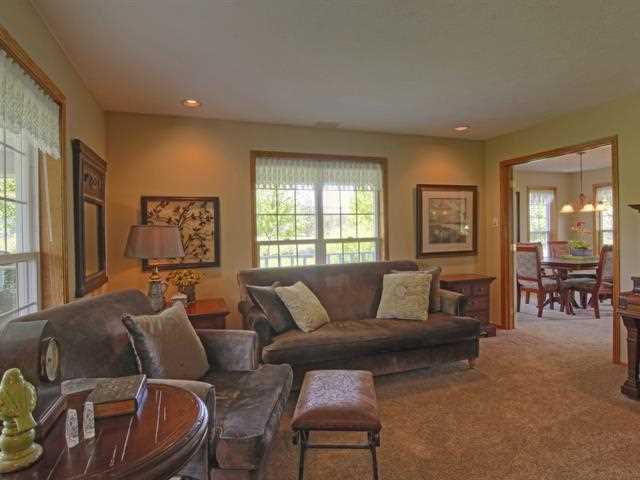 15811 W Willynwood Ln - Photo 4