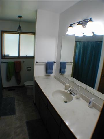 712 E A St - Photo 12