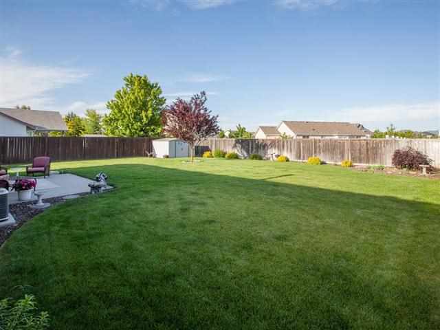 1910 N HODGES Ln - Photo 16