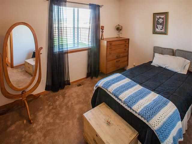 1910 N HODGES Ln - Photo 7