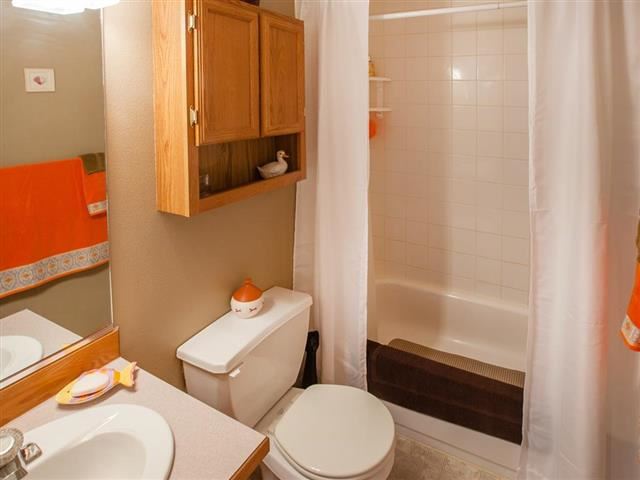 1910 N HODGES Ln - Photo 8