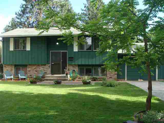 1310 E 34 Ave