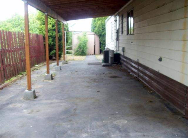 19709 E Maxwell Ave - Photo 3