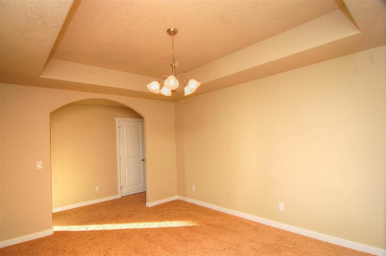 2607 W Heath Ave - Photo 4