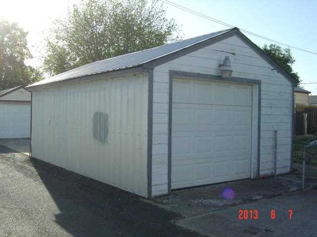 1124 E Lacrosse Ave - Photo 15