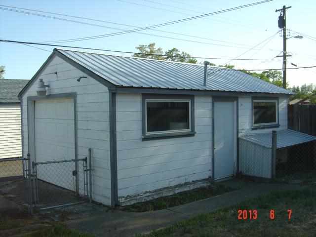 1124 E Lacrosse Ave - Photo 16