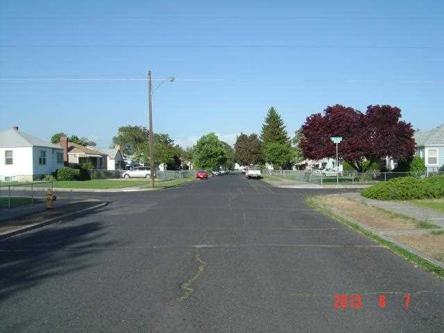 1124 E Lacrosse Ave - Photo 17