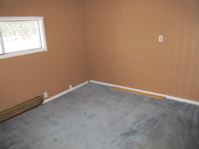 561 Bond  Road - Photo 7