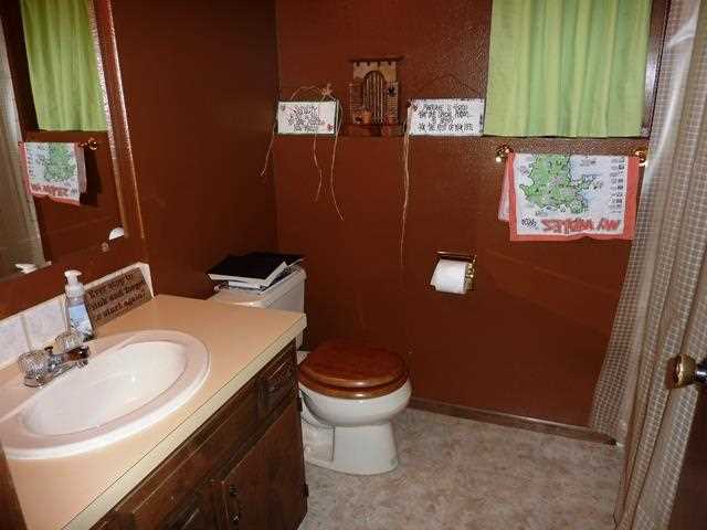 10720 E 47th Ave - Photo 16