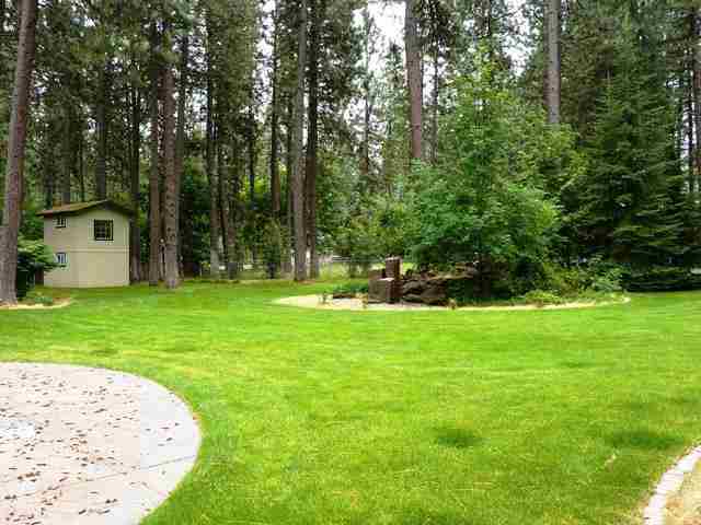 10720 E 47th Ave - Photo 17