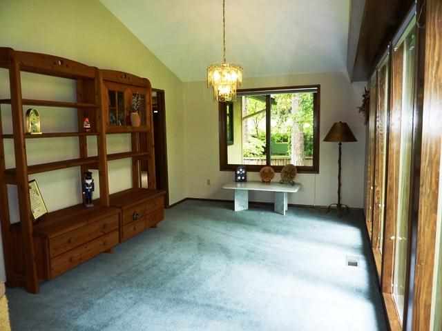 10720 E 47th Ave - Photo 8