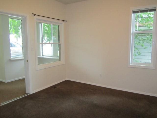713 2nd St - Photo 3
