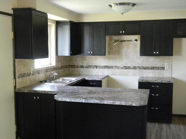 828 E Bismark - Photo 3