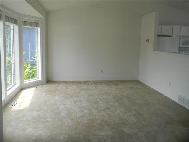 23713 E Maxwell Dr - Photo 2