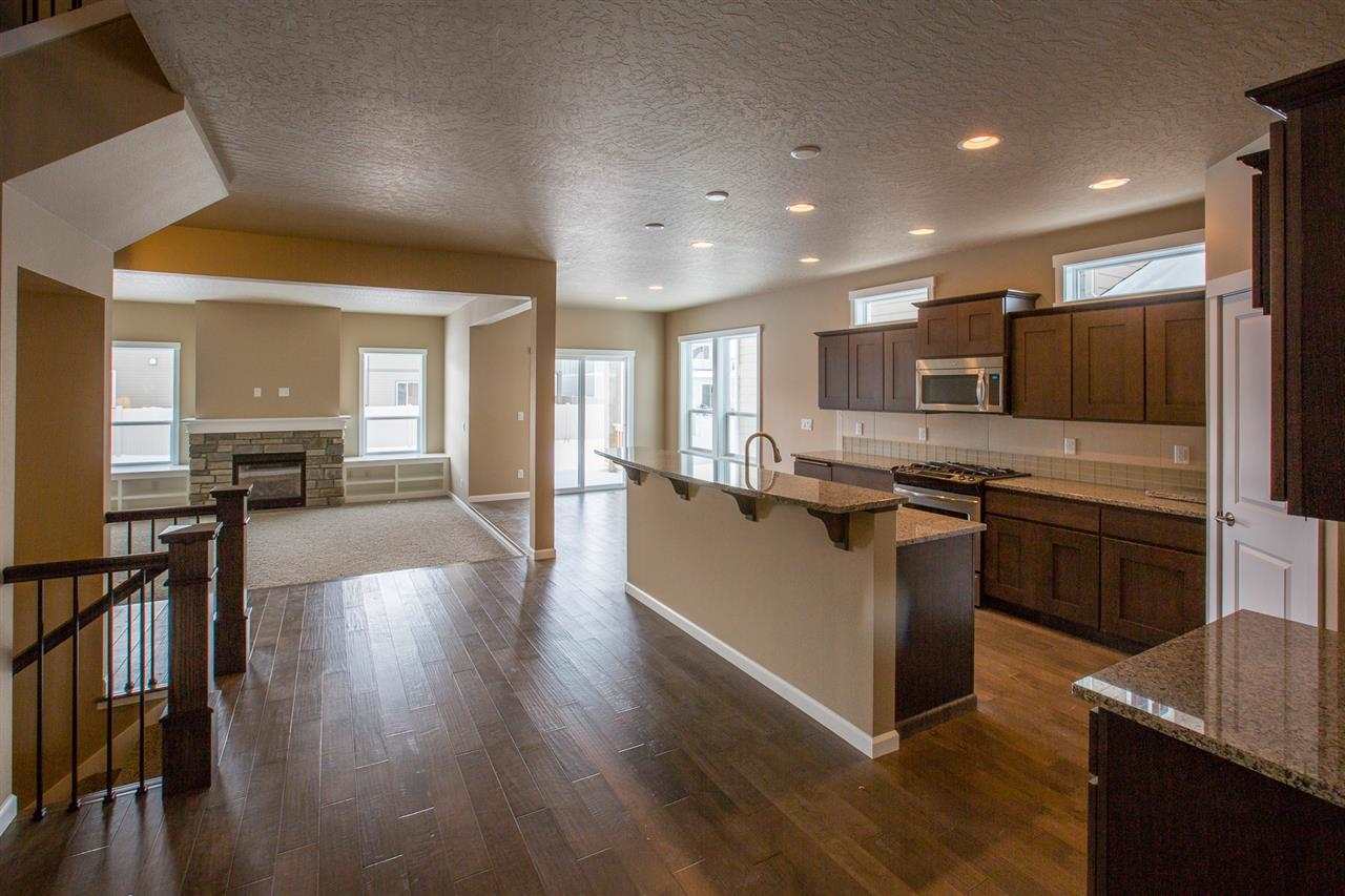2019 N Winrock St - Photo 4