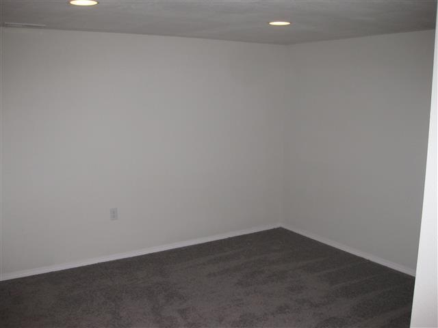 1633 E Rockwell Ave - Photo 17