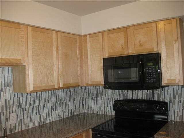 1633 E Rockwell Ave - Photo 3
