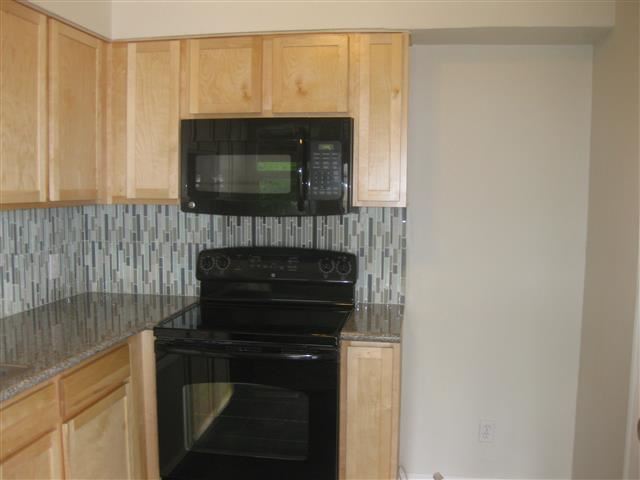 1633 E Rockwell Ave - Photo 4