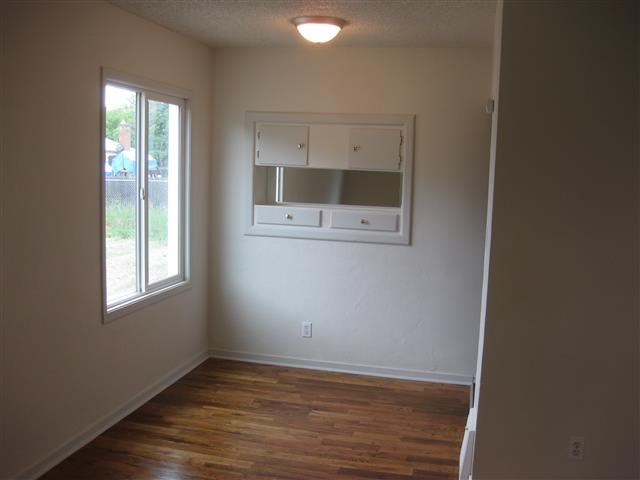 1633 E Rockwell Ave - Photo 9