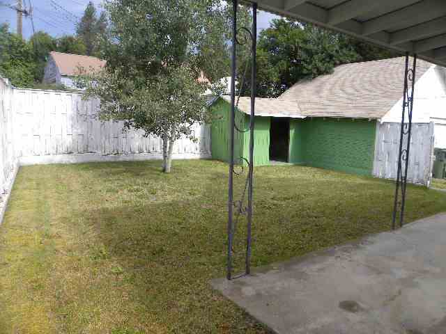 914 S ALTAMONT Blvd - Photo 18