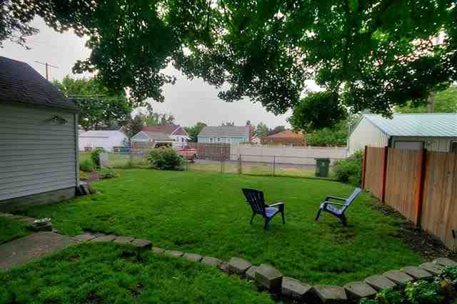 2823 W Euclid - Photo 17