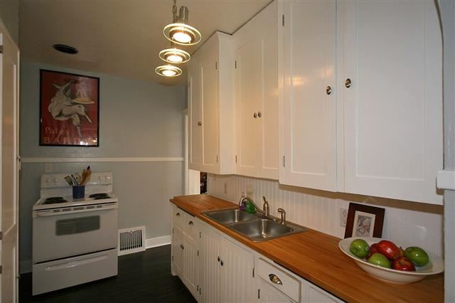 2823 W Euclid - Photo 6