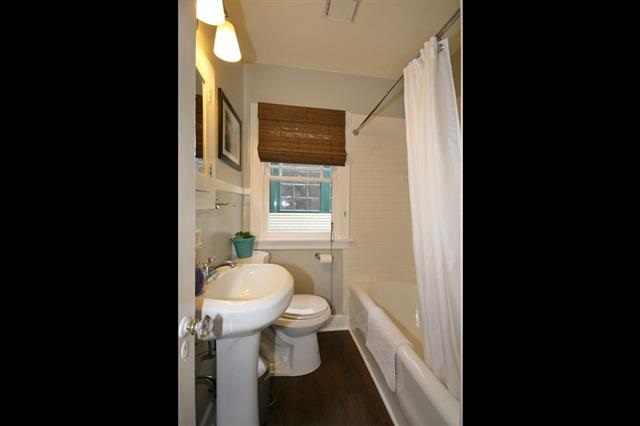 2823 W Euclid - Photo 9