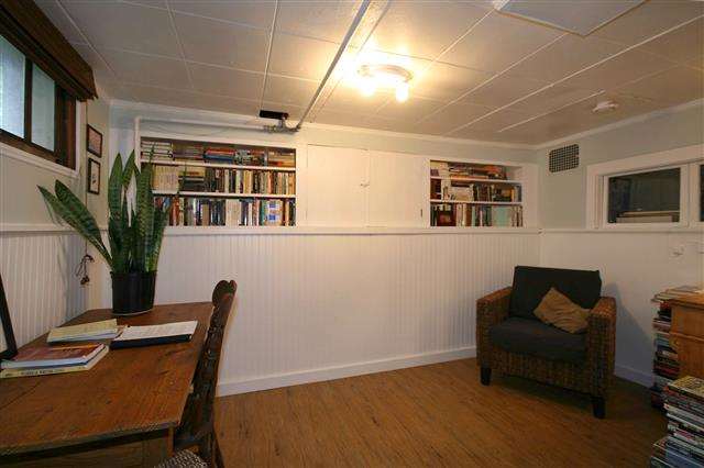 2823 W Euclid - Photo 10