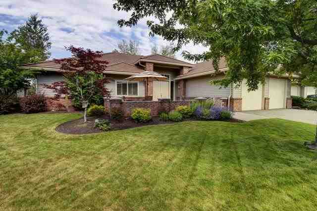 639 N Riverpoint Blvd - Photo 1