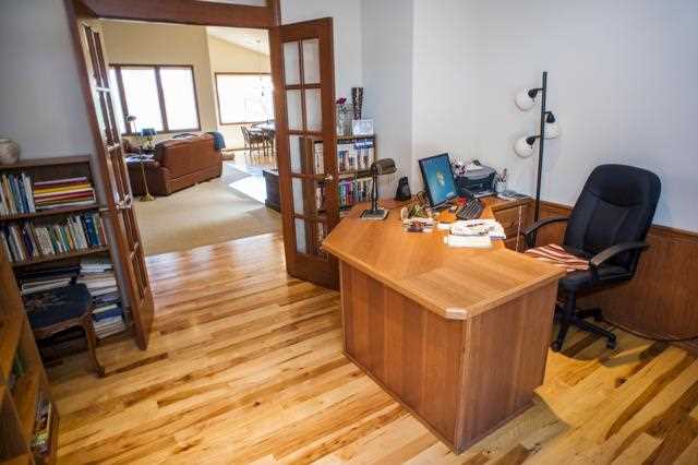 2208 E 51st Ln - Photo 8