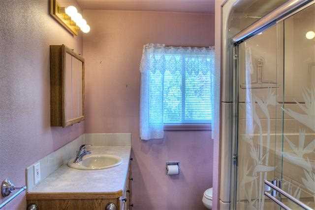 17 N Walnut Rd - Photo 7