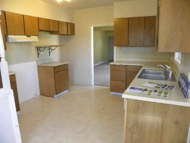 1928 E HOFFMAN Ave - Photo 9