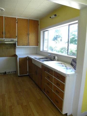 8814 E BROADWAY Ave - Photo 8
