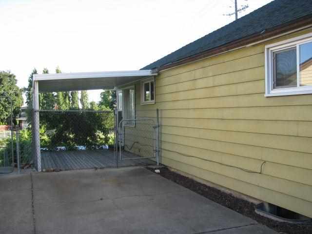 227 W Glass - Photo 11