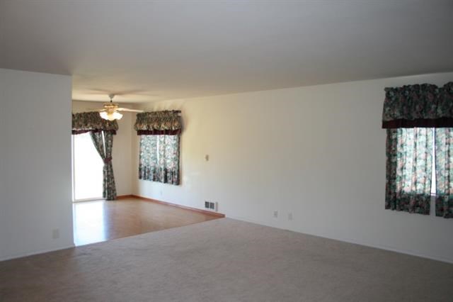 1405 E 3RD Ave - Photo 6
