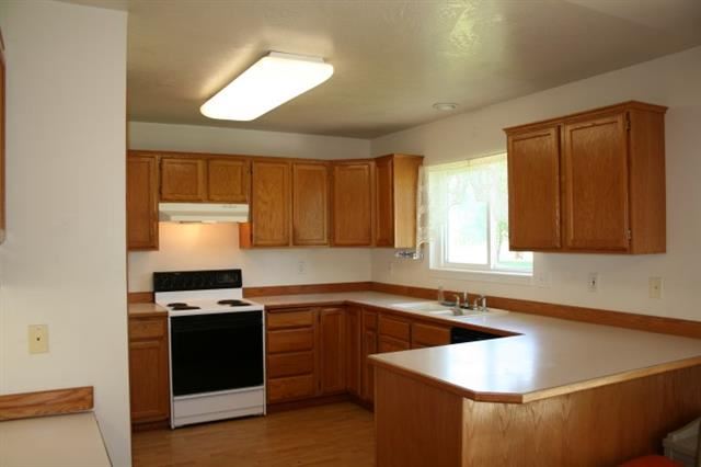 1405 E 3RD Ave - Photo 8