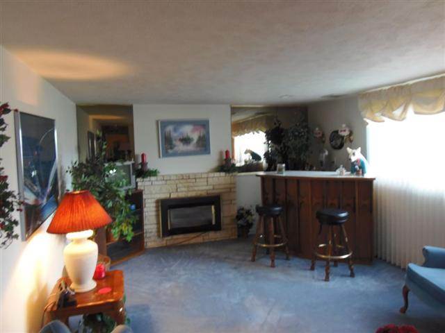 11819 N MADISON - Photo 4