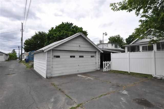 1924 E Empire Ave - Photo 14
