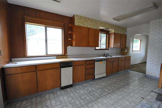 1924 E Empire Ave - Photo 7