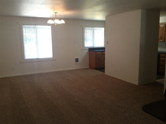 13319 E 7th - Photo 6