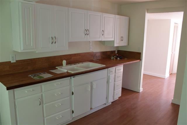 301 Marshall St - Photo 4