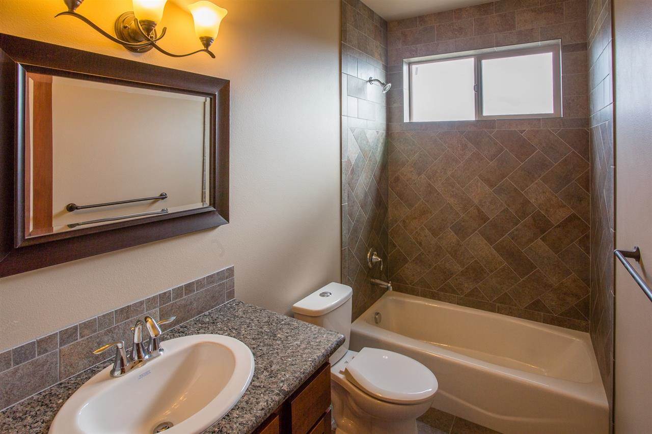 20722 E Happy Trails Ln - Photo 11