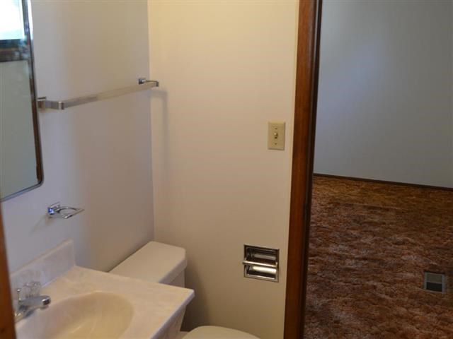 5008 N Bemis St - Photo 17