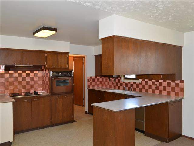 5008 N Bemis St - Photo 5